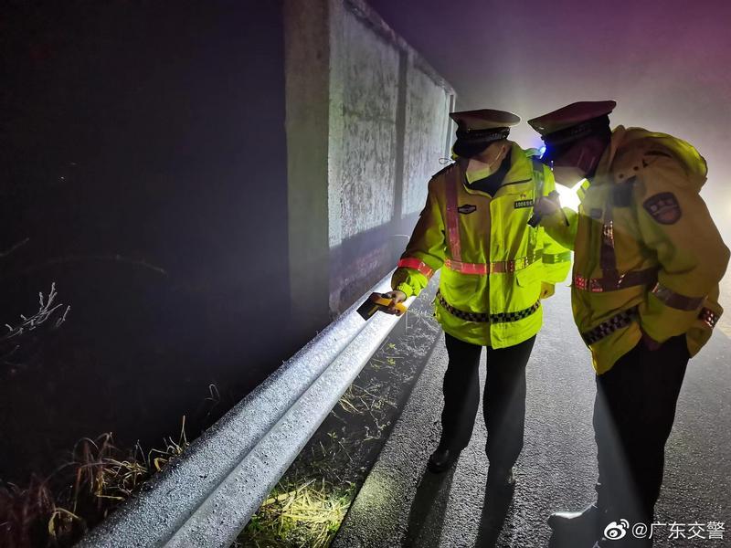 受寒潮影响京港澳高速部分路段实施临时交通管制